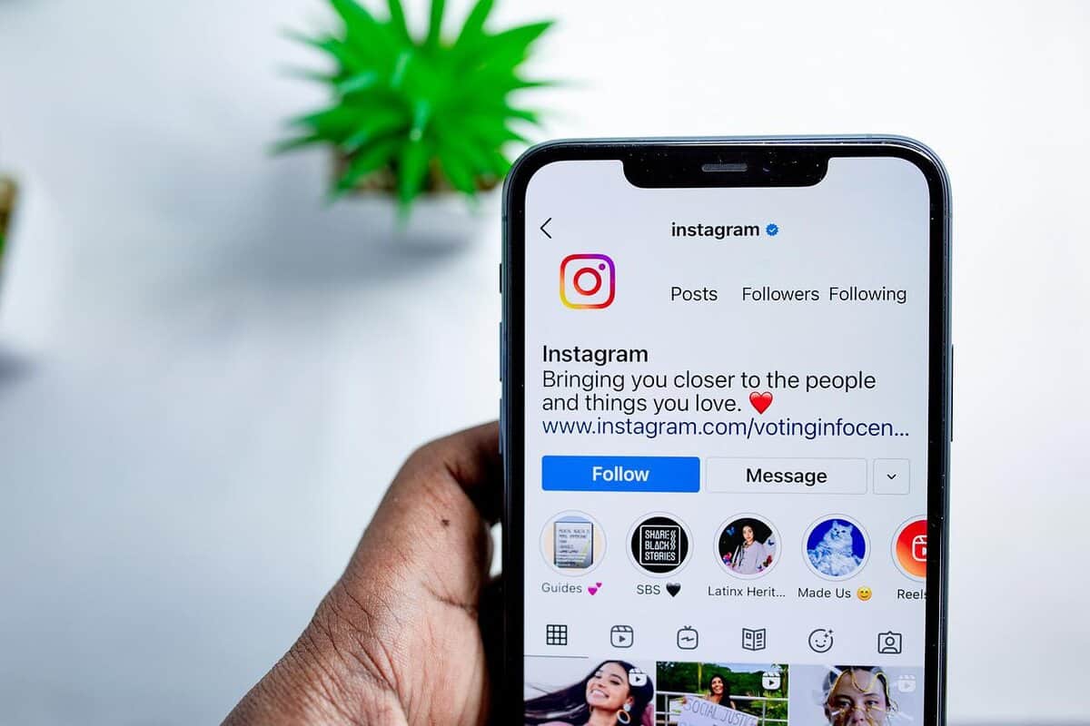 Comment garder son activité Instagram privée : astuces et paramétrages